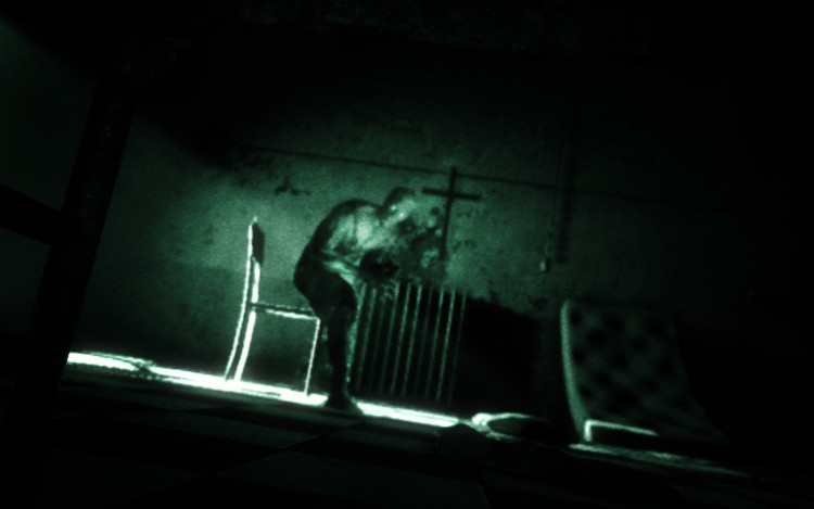 Outlast, Steam Gift