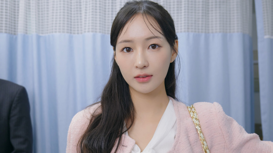 Five Hearts Under One Roof season 2, Steam Gift